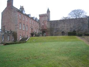 Airlie Castle Angus..jpg