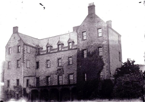 Careston Castle Angus.jpg