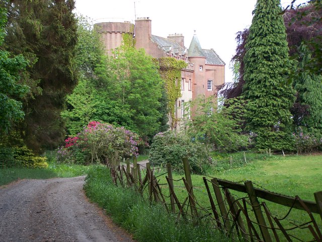 Colliston_Castle Angus.jpg