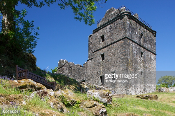 Carnasserie Castle Argyle & Bute.jpg